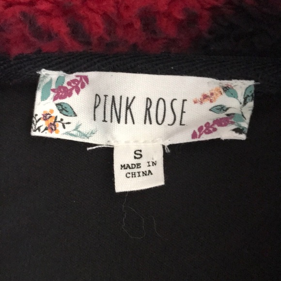 Cropped  buffalo check 1/4 zip Fleece - Picture 2 of 5